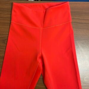 IVY PARK coral leggings sz.small